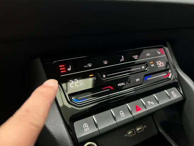 Skoda Karoq — Фото автомобиля 7