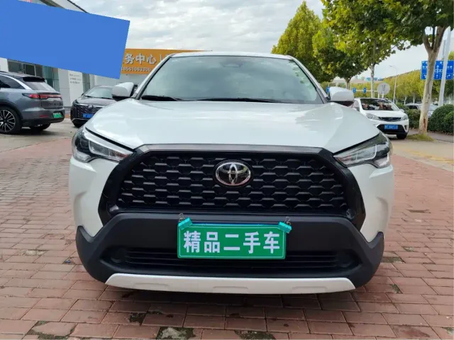 Toyota Corolla Cross — Фото автомобиля 2