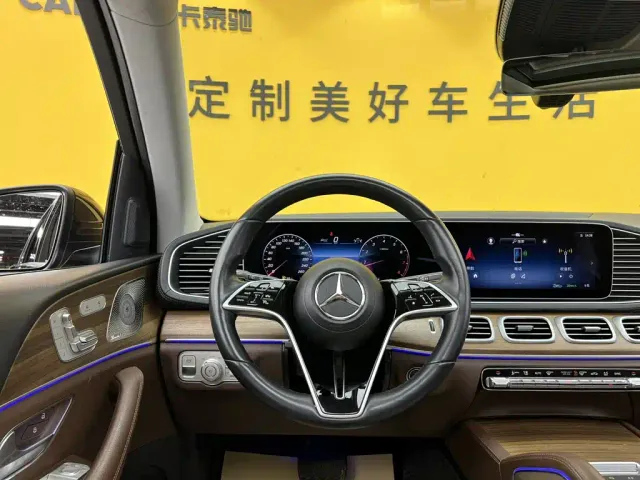 Mercedes-Benz GLE-Class — Фото автомобиля 29