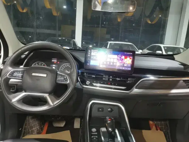 Haval H6 — Фото автомобиля 9