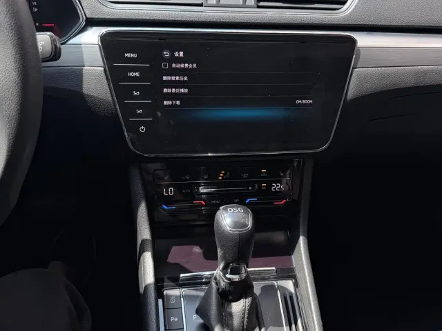 Skoda Superb — Фото автомобиля 14