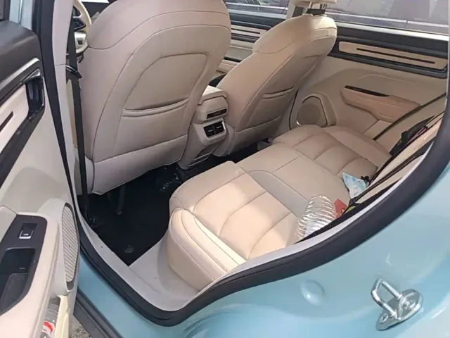 Geely ICON — Фото автомобиля 16