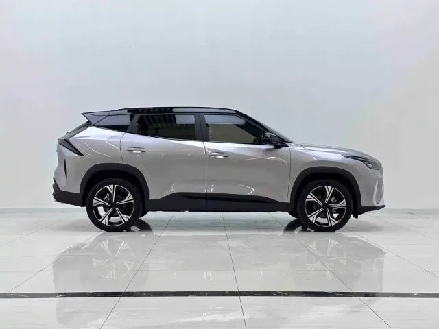 Geely Boyue — Фото автомобиля 5