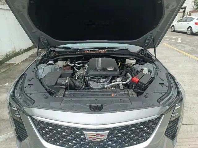 Cadillac CT5 — Фото автомобиля 10