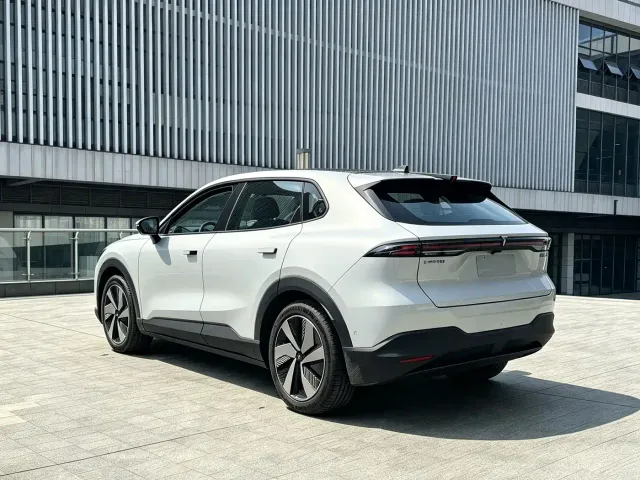 Deepal S05 — Фото автомобиля 10