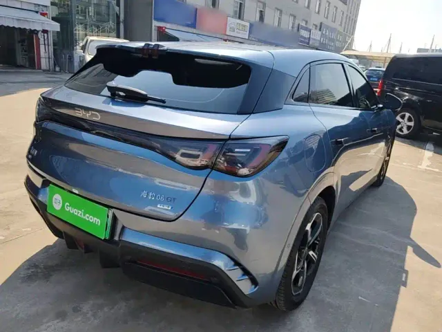 BYD Seal 06 GT — Фото автомобиля 6