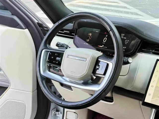 Land Rover Range Rover — Фото автомобиля 6