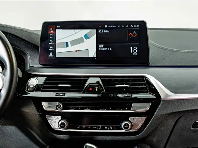 BMW 5 Series — Фото автомобиля 13