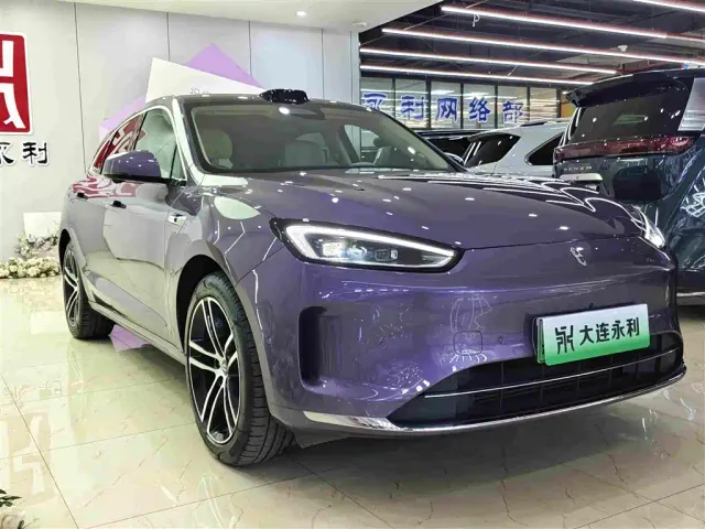 Aito M5 — Фото автомобиля 3