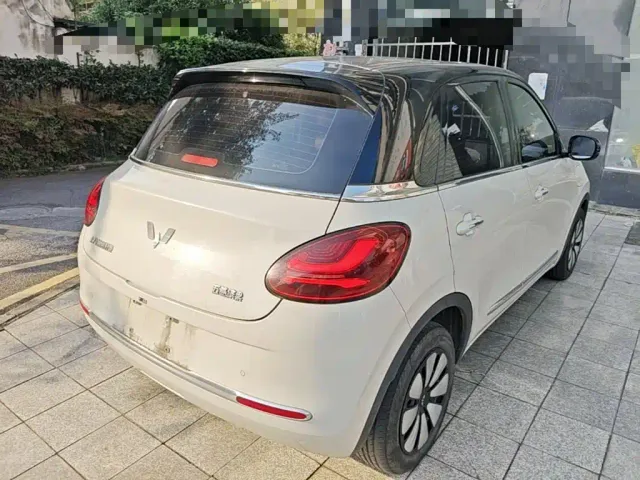 Wuling Bingo — Фото автомобиля 6