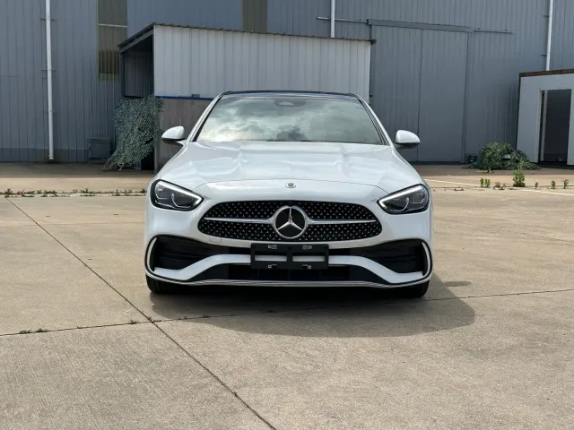 Mercedes-Benz C-Class — Фото автомобиля 2