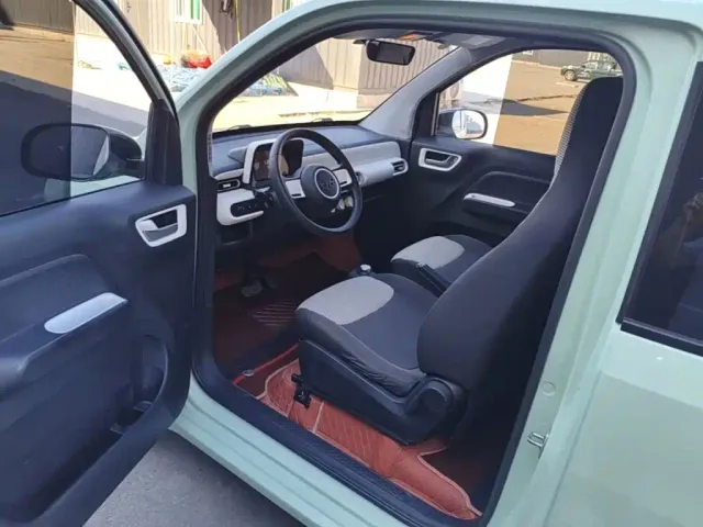 Wuling Hongguang Mini EV — Фото автомобиля 15