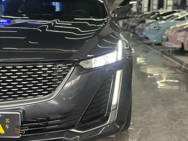 Cadillac CT5 — Фото автомобиля 4