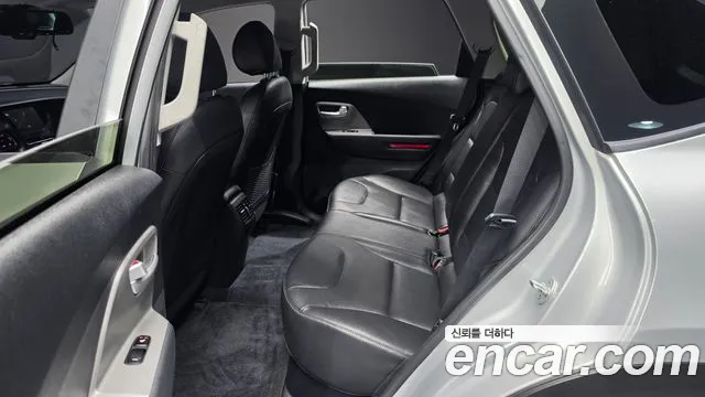 Kia Niro Niro Plus Air — Фото автомобиля 11