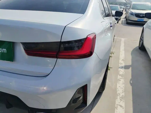 BMW 3 Series — Фото автомобиля 23