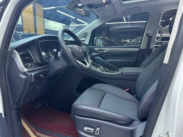 GAC Trumpchi M8 — Фото автомобиля 9