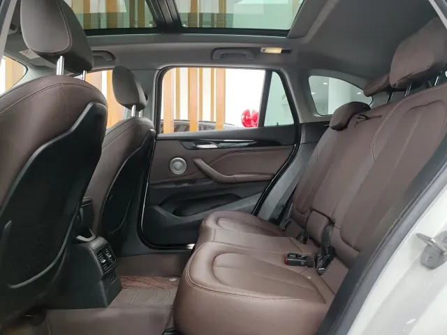 BMW X1 — Фото автомобиля 9