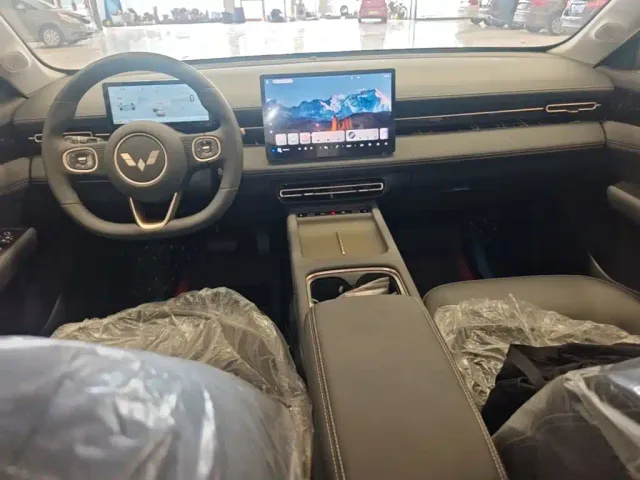 Wuling Starlight — Фото автомобиля 5