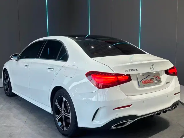 Mercedes-Benz A-Class — Фото автомобиля 8