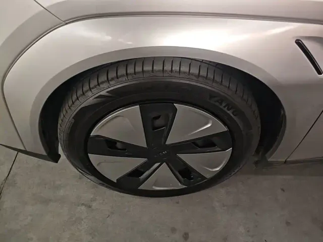 GAC Aion Y — Фото автомобиля 22