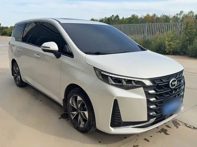 GAC Trumpchi M6 — Фото автомобиля 14