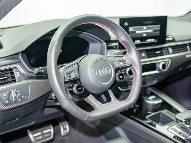 Audi A4L — Фото автомобиля 7