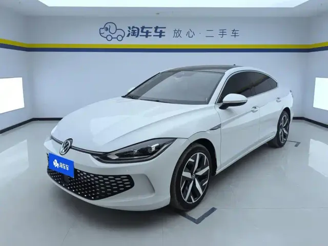 Фотография автомобиля — Volkswagen Lamando