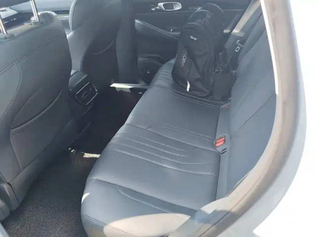 Geely Galaxy E5 — Фото автомобиля 16