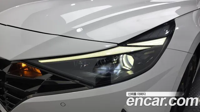 Hyundai AVANTE Avante (CN7) — Фото автомобиля 22