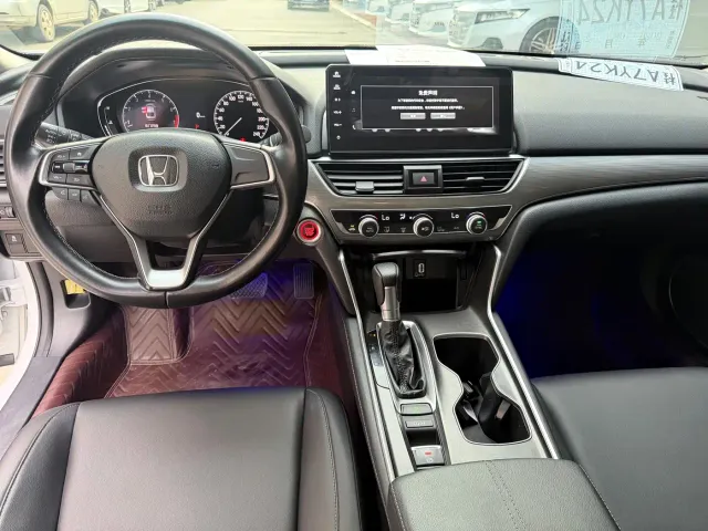 Honda Accord — Фото автомобиля 6