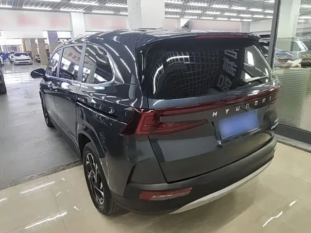 Hyundai Custo — Фото автомобиля 4