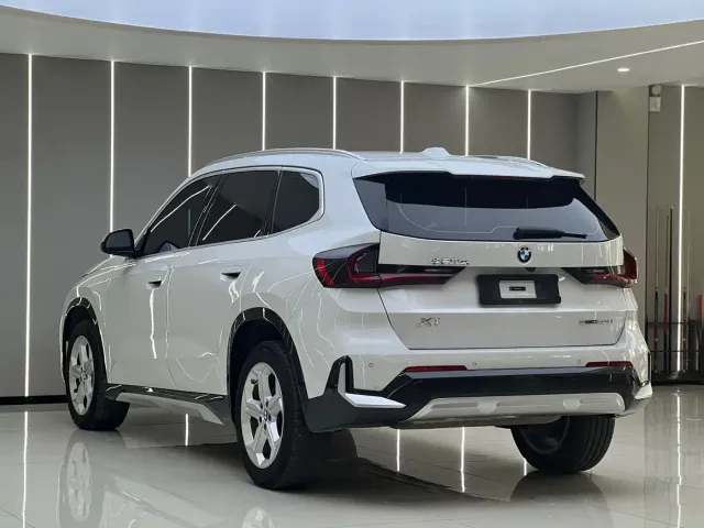 BMW X1 — Фото автомобиля 18