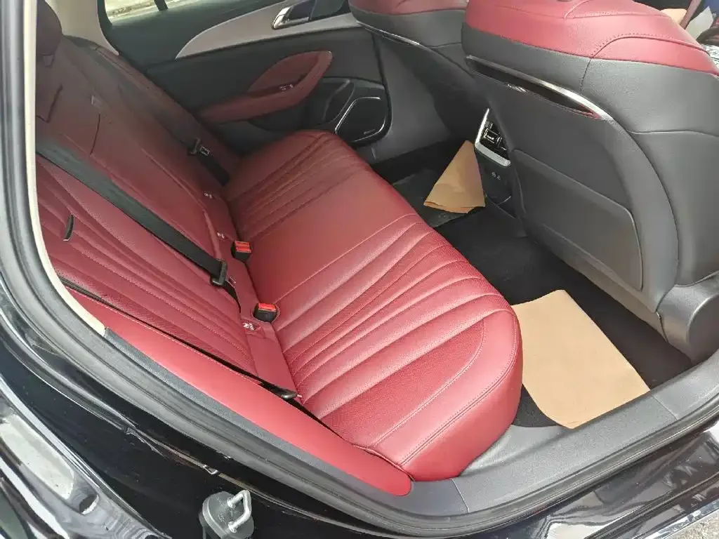 Hongqi Hongqi H5 2023 1.5T DCT Smart Connect Flag Rhythm — Фото автомобиля 7