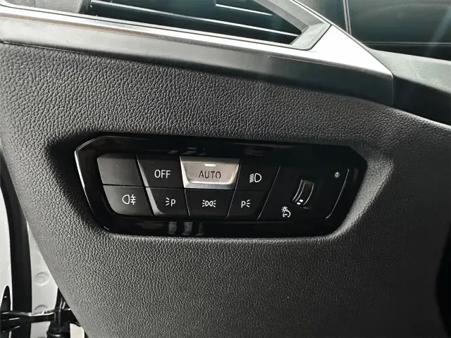BMW 3 Series — Фото автомобиля 17