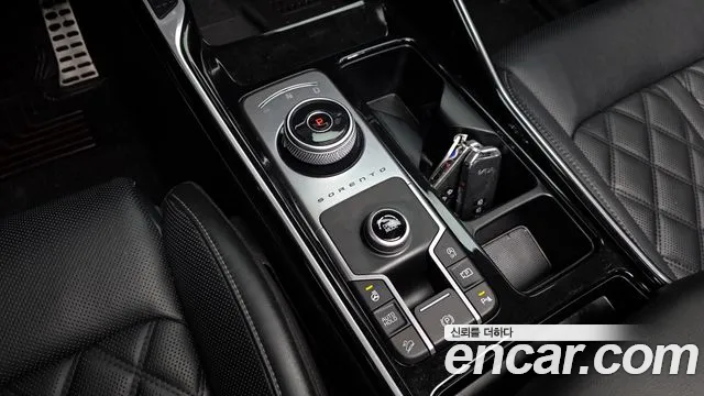 Kia Sorento Sorento 4-е поколение Бензин 2.5T 2WD — Фото автомобиля 7