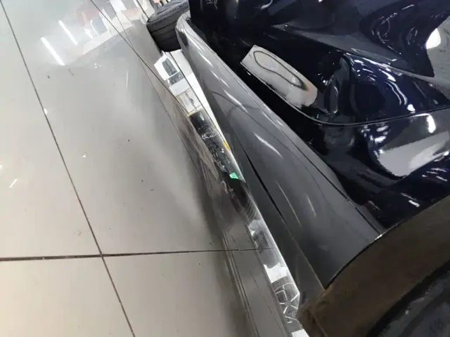 Tesla Model 3 — Фото автомобиля 21
