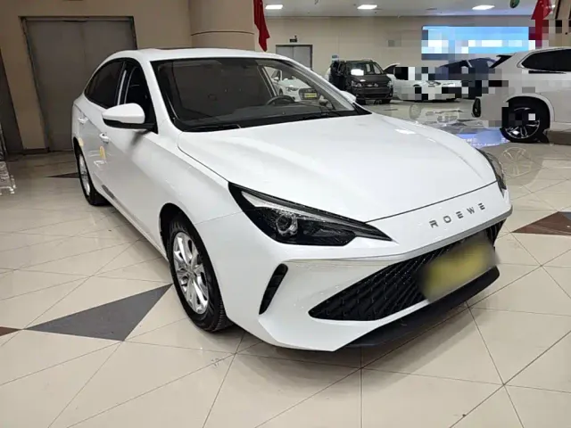 Roewe i5 — Фото автомобиля 3