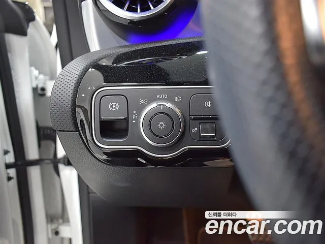 Mercedes-Benz CLA-Class — Фото автомобиля 10