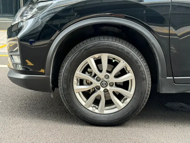 Nissan X-Trail — Фото автомобиля 9