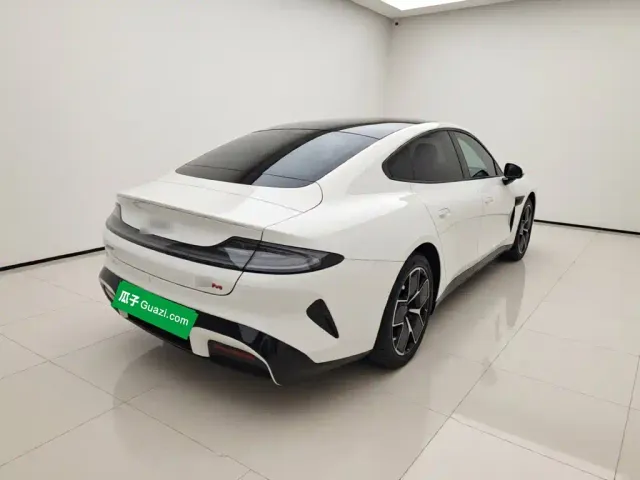 Xiaomi SU7 — Фото автомобиля 6