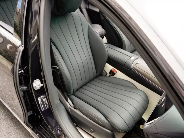 Mercedes-Benz E-Class — Фото автомобиля 18