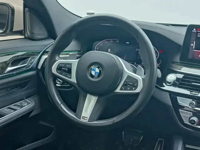 BMW 6 Series Gran Turismo — Фото автомобиля 6