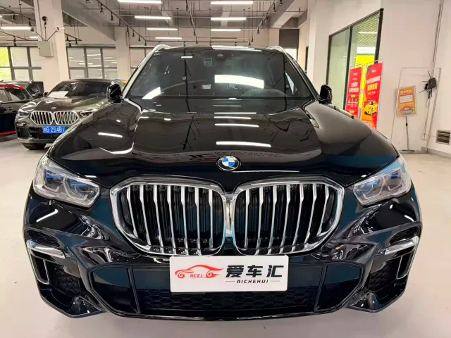 BMW X5 — Фото автомобиля 2