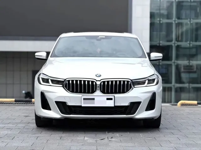 BMW 6 Series Gran Turismo — Фото автомобиля 2