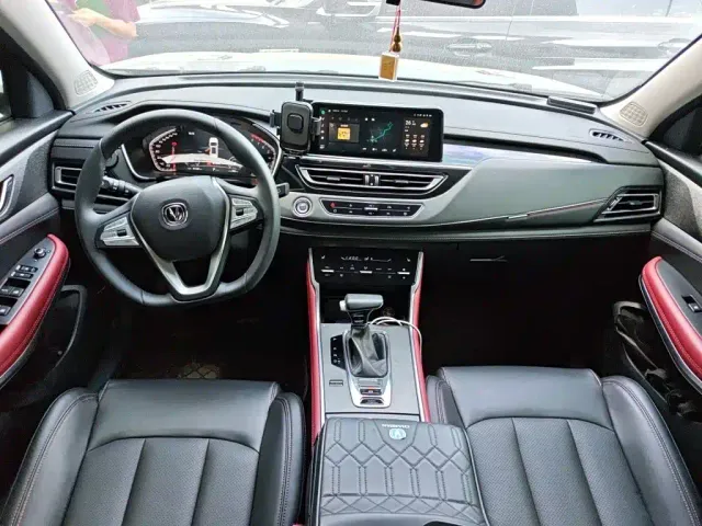 Changan CS75 — Фото автомобиля 5