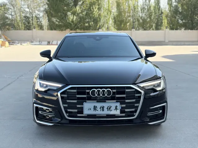 Фотография автомобиля — Audi A6L