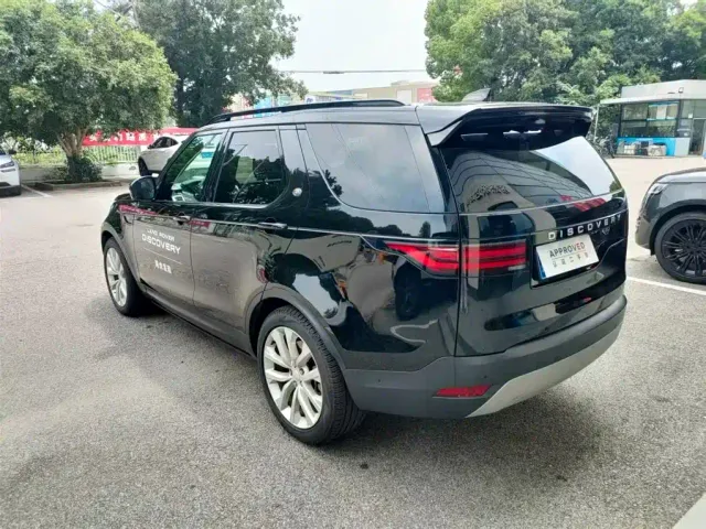 Land Rover Discovery — Фото автомобиля 4