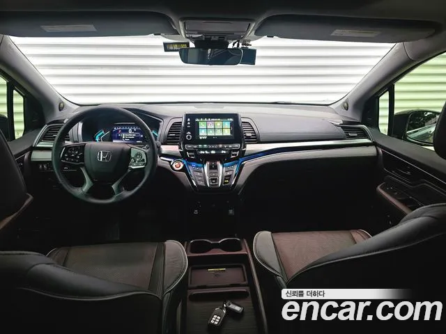 Honda Odyssey — Фото автомобиля 8
