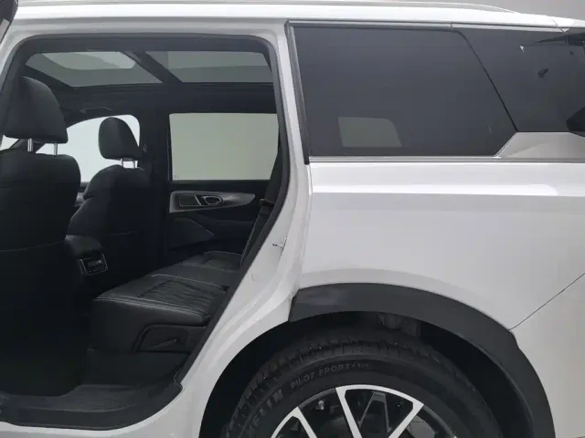 GAC Trumpchi GS8 — Фото автомобиля 15