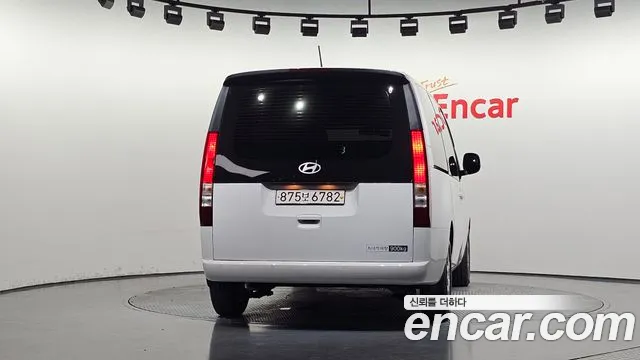 Hyundai Staria — Фото автомобиля 4